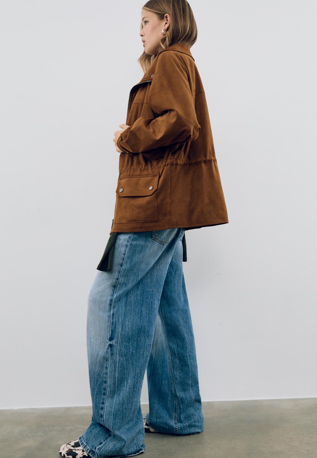 Parka mi-longue suédine
