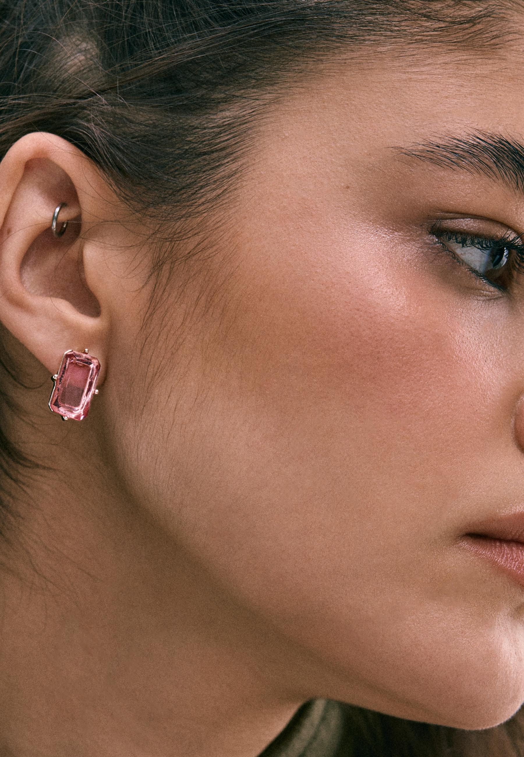 Set of 4 rhinestone stud earrings — Gold