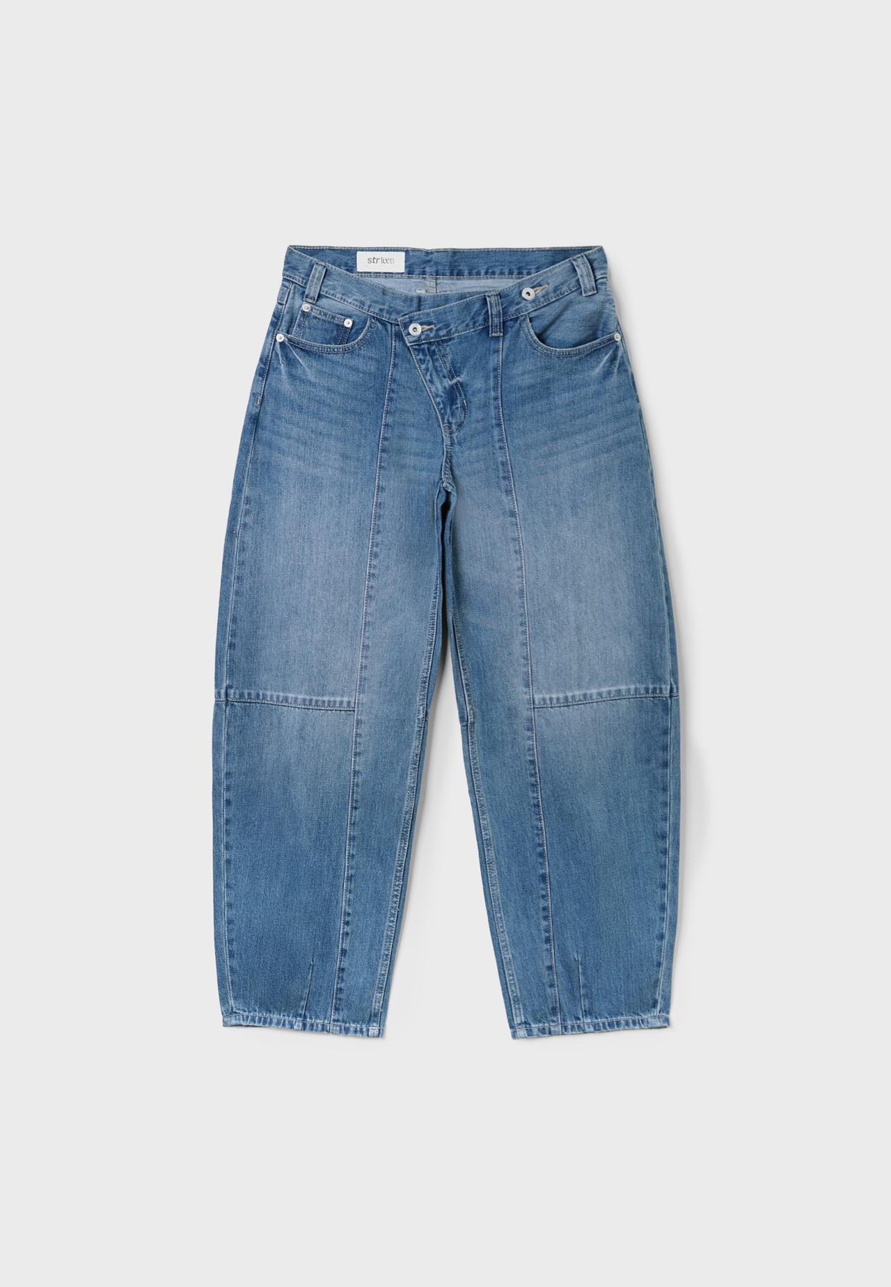 Barrel-leg jeans with crossover waist — MEDIUM BLUE DENIM