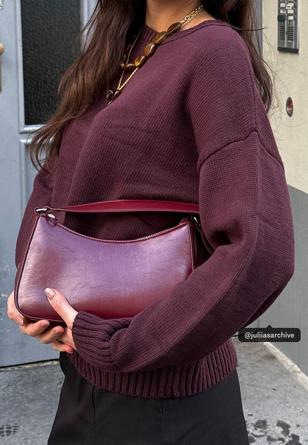 Axelväska med kedja