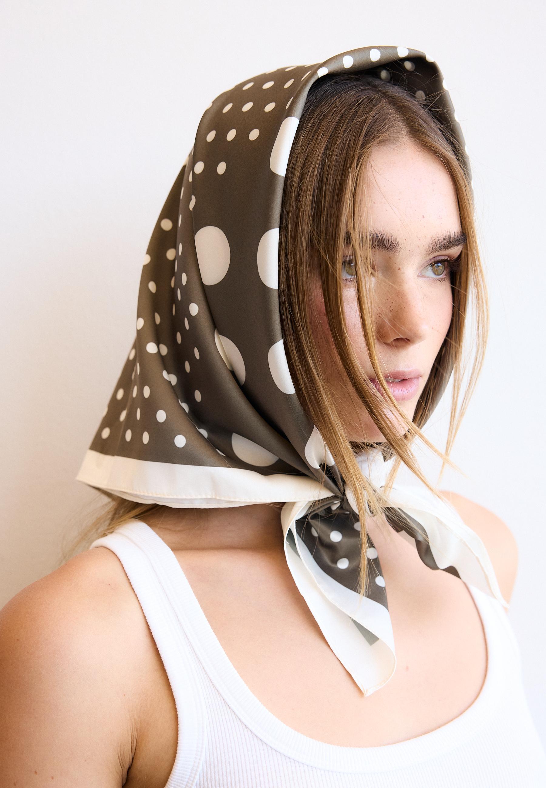 Polka dot scarf — Khaki