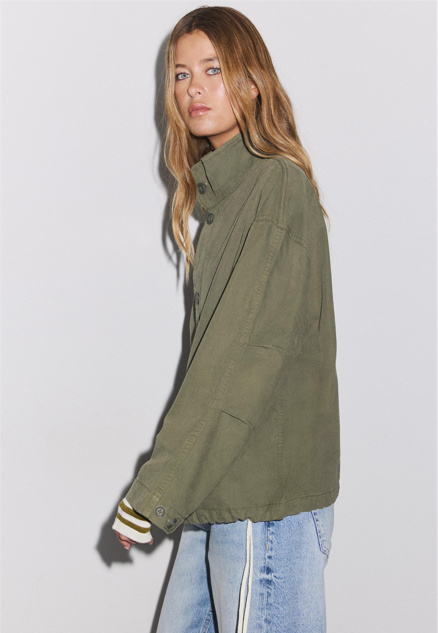 Cropped oversize jacket — Khaki