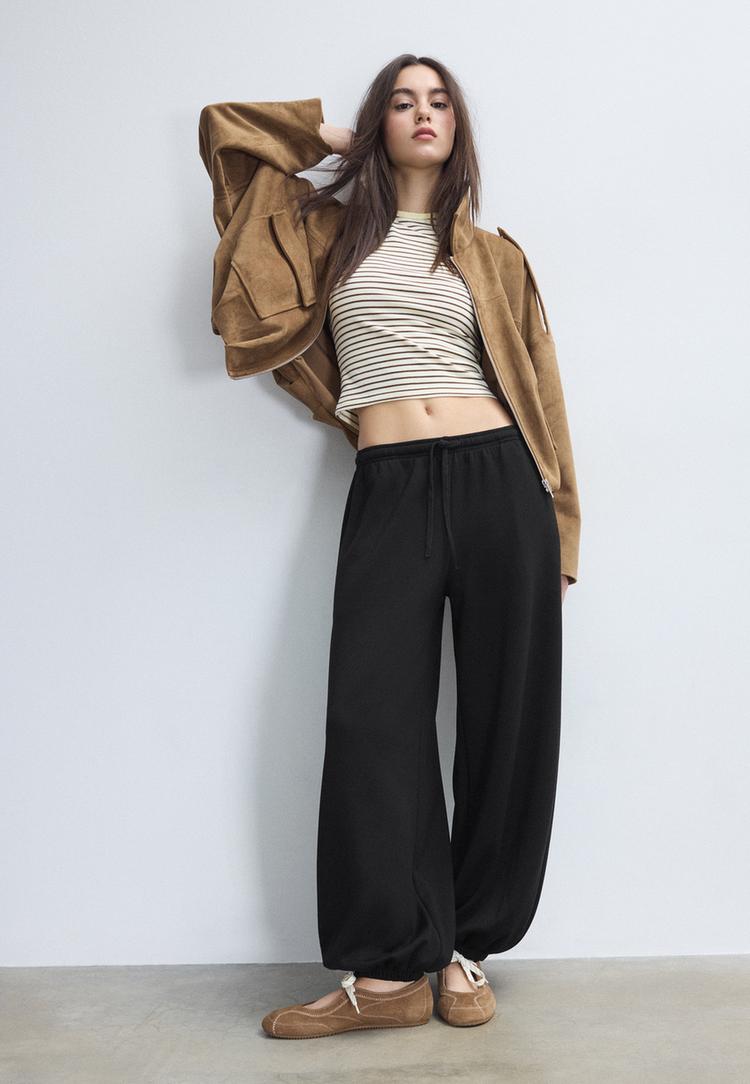 Stradivarius Παντελόνι Jogger Μπαλούν Με Απαλή Υφή Μαύρο S