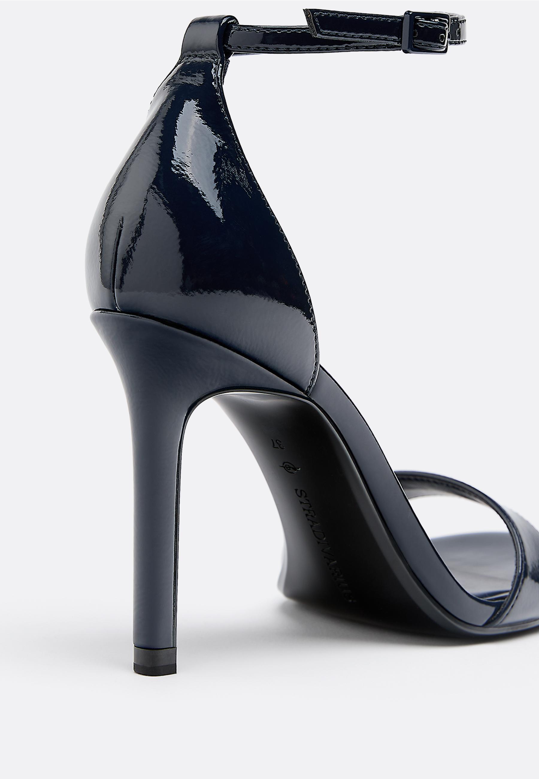 Patent effect heeled sandals — BLUE