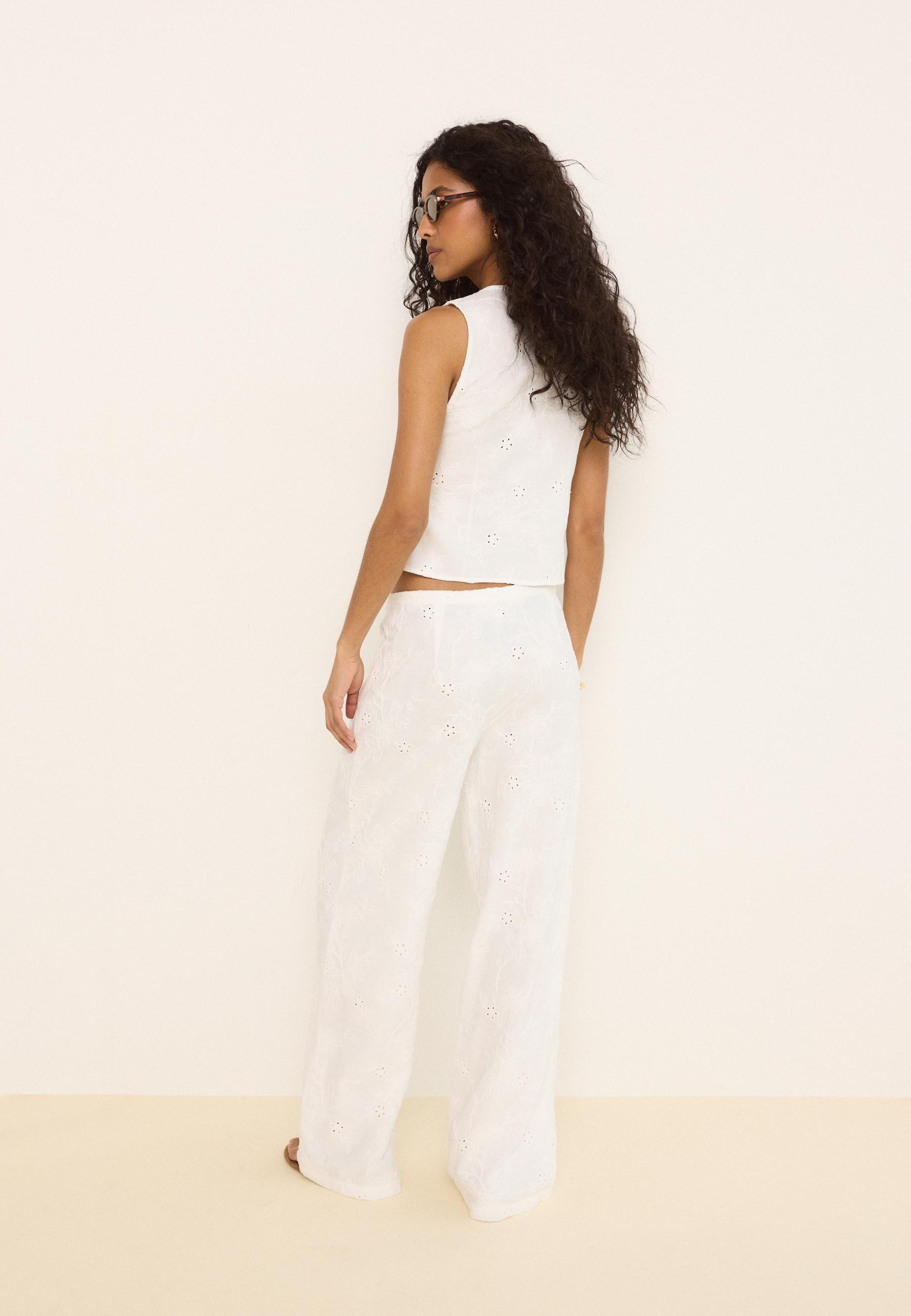 Embroidered straight-leg trousers — Ecru