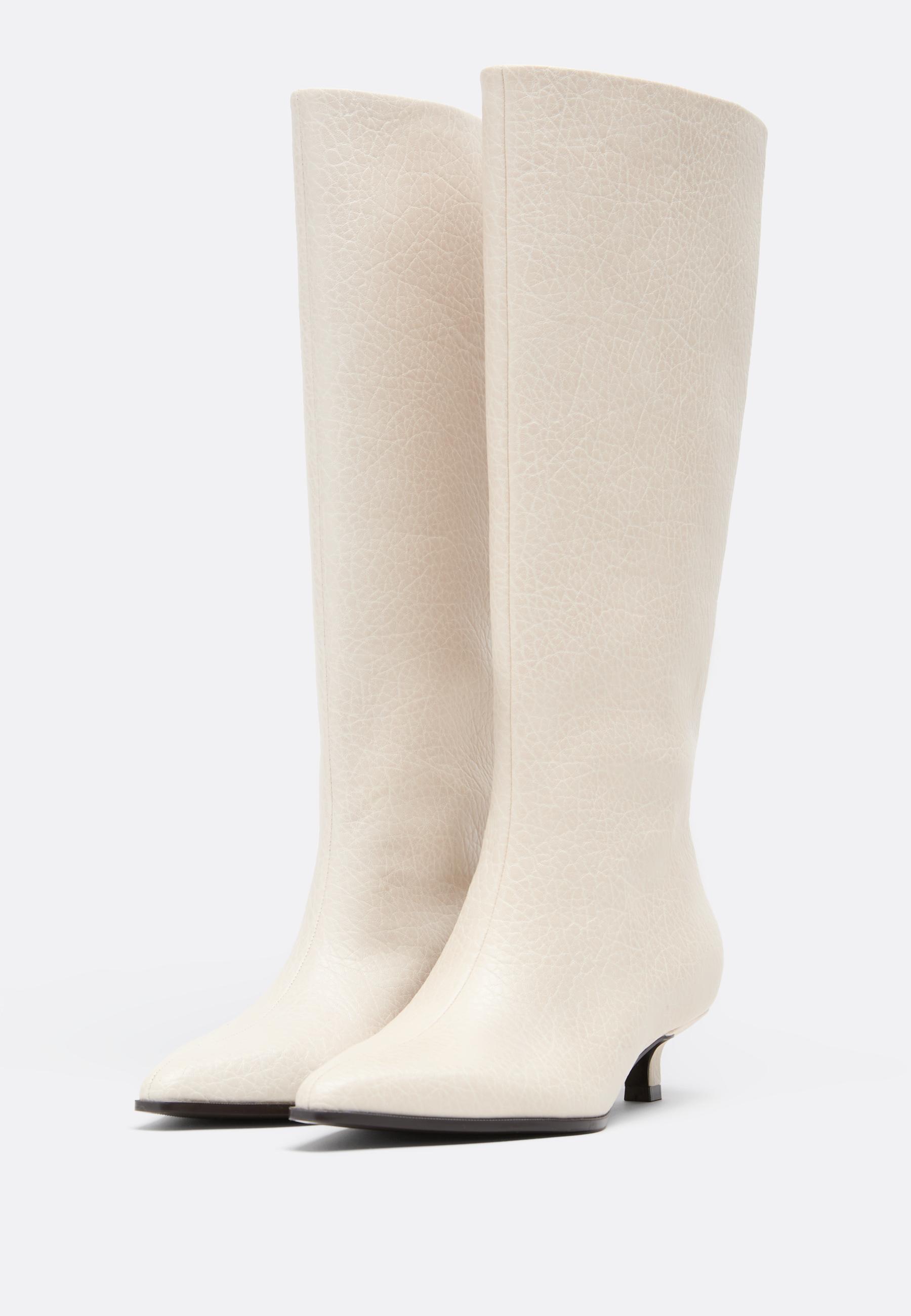 Stradivarius Μπότες Kitten Heel Εκρού 39