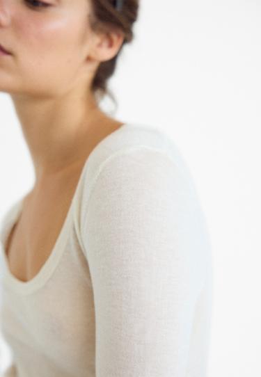 Basic wool and silk round neck jumper — Vanilla 4