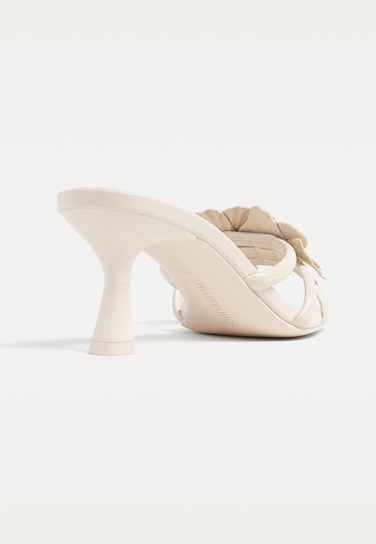 sandalias tacon flores