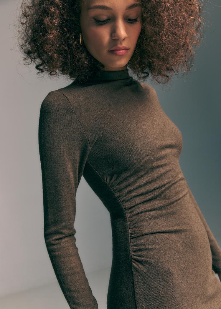 vestido midi de punto