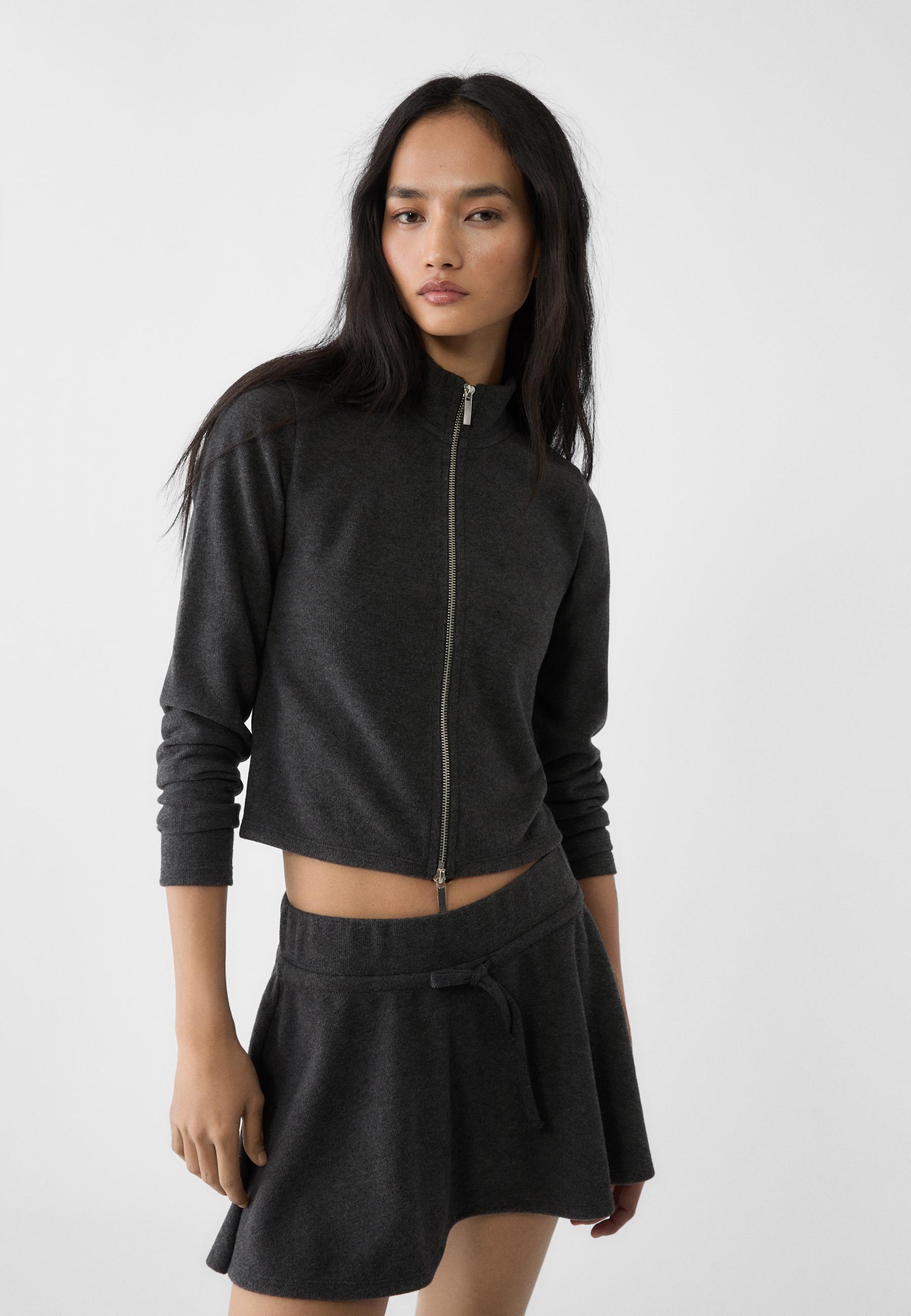 Zipped knit jacket Women s fashion Stradivarius Bahrain