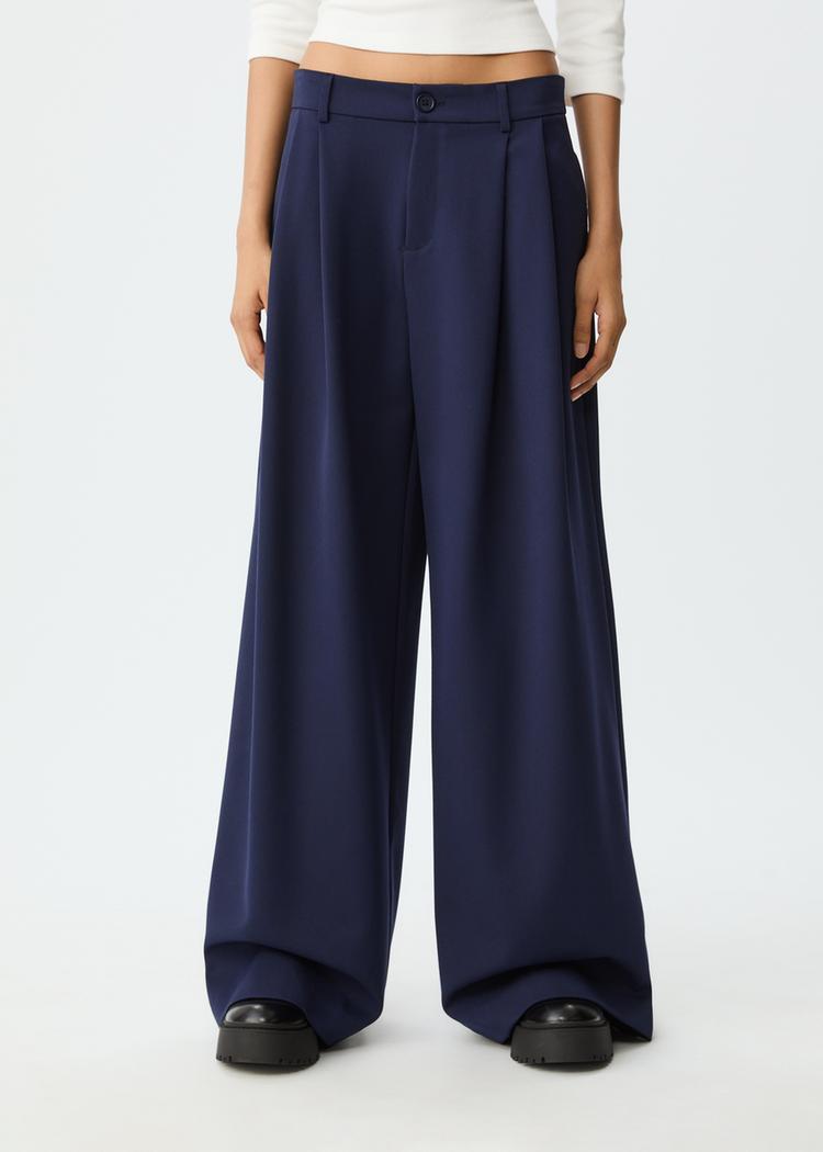 wide leg smart trousers with darts