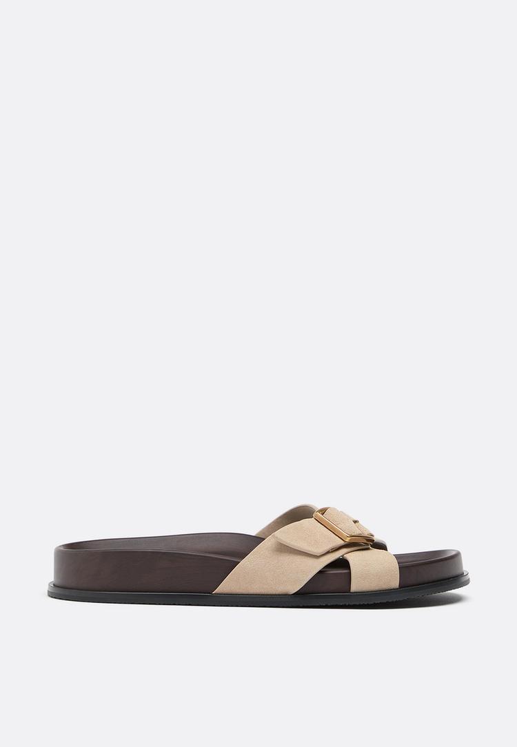 gekreuzte-sandalen-aus-leder