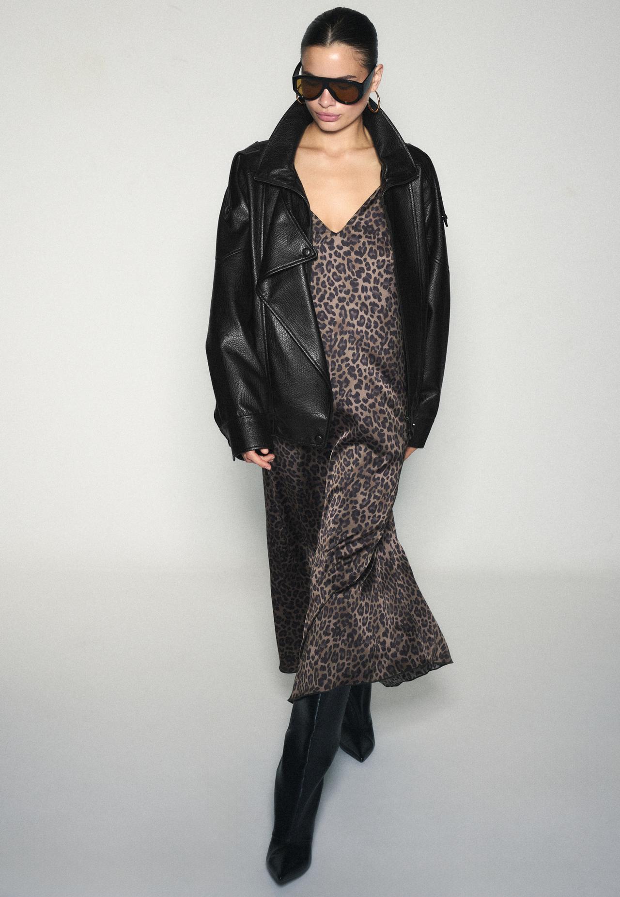 Long flowing satin dress — Mid beige