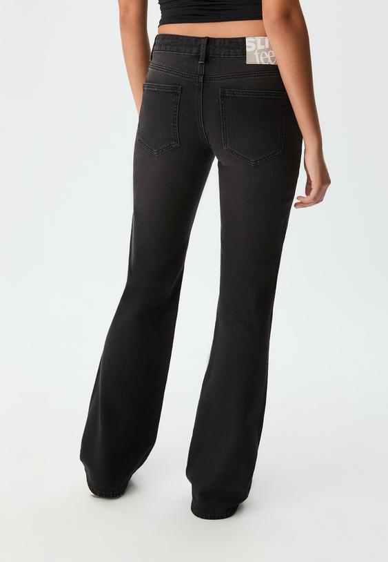 jeans bootcut fit low waist