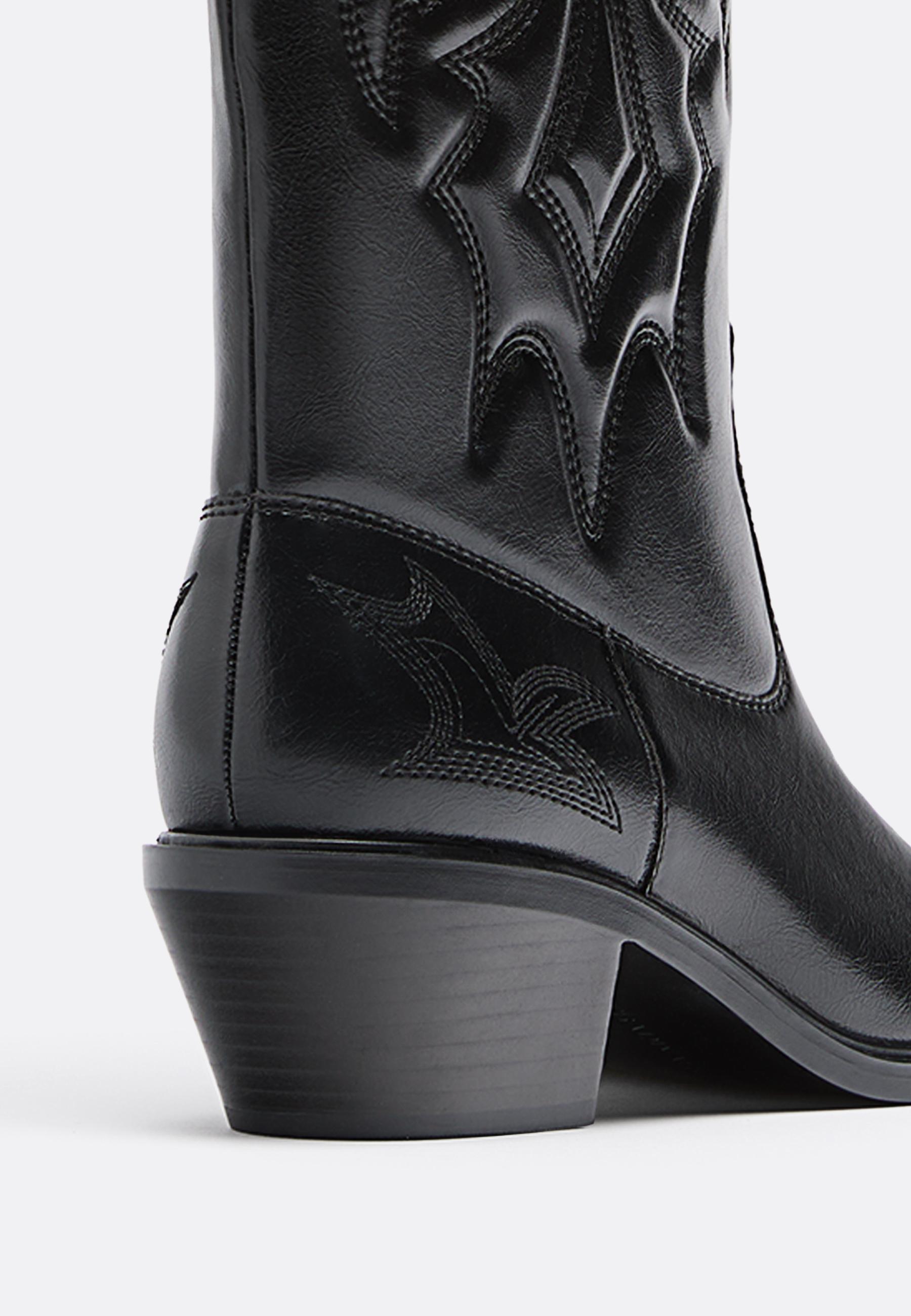 Heeled cowboy boots — BLACK