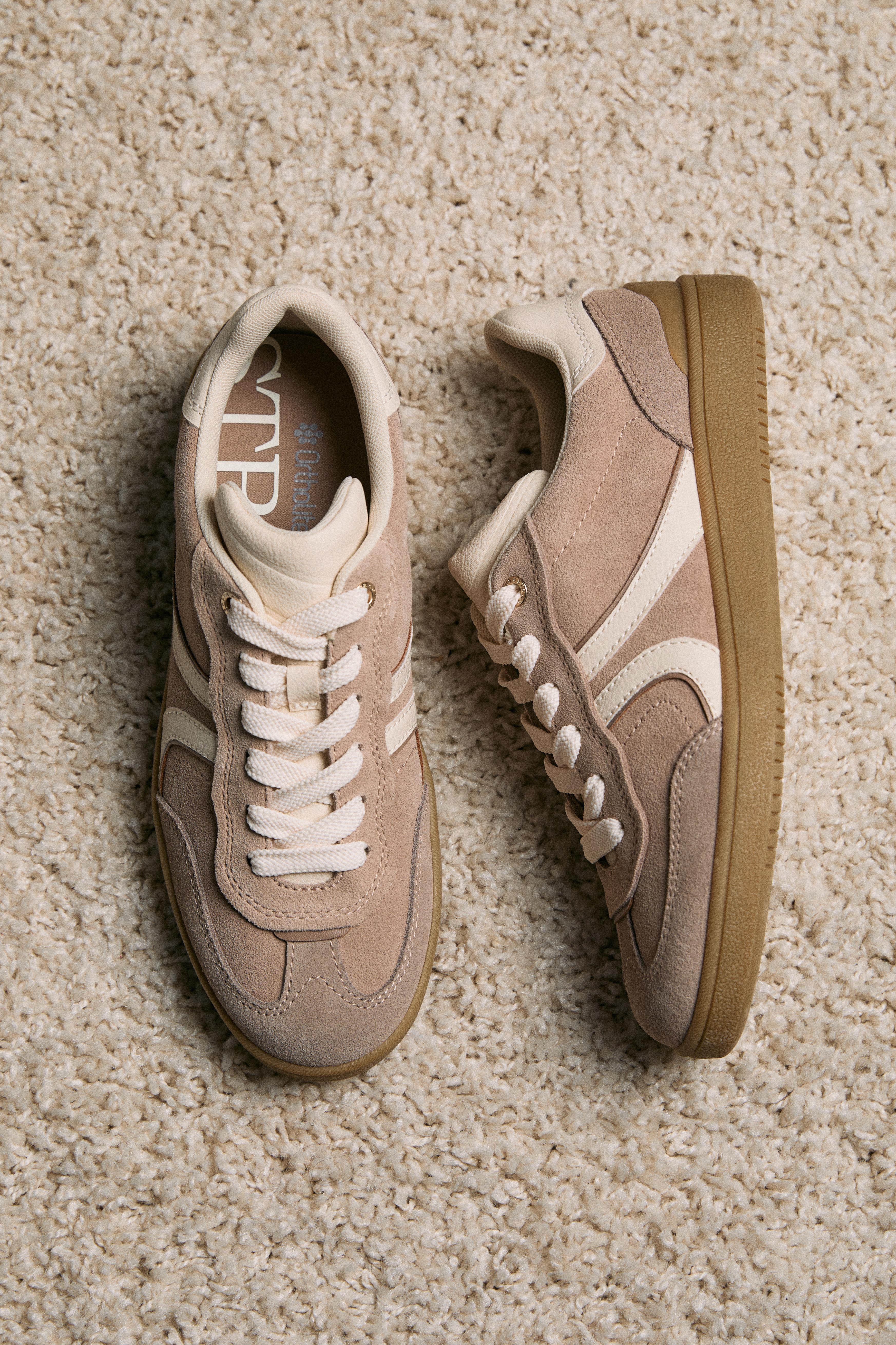 Casual leather trainers — BEIGE