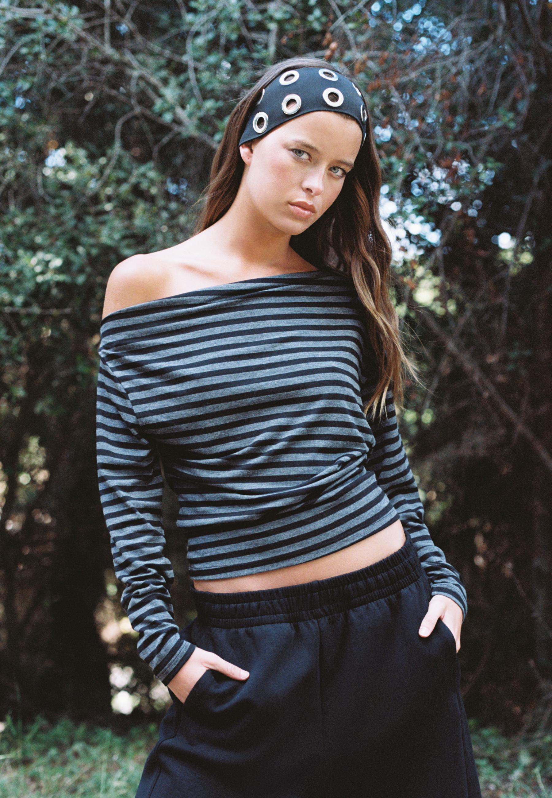 Asymmetrical neckline top — Dark grey