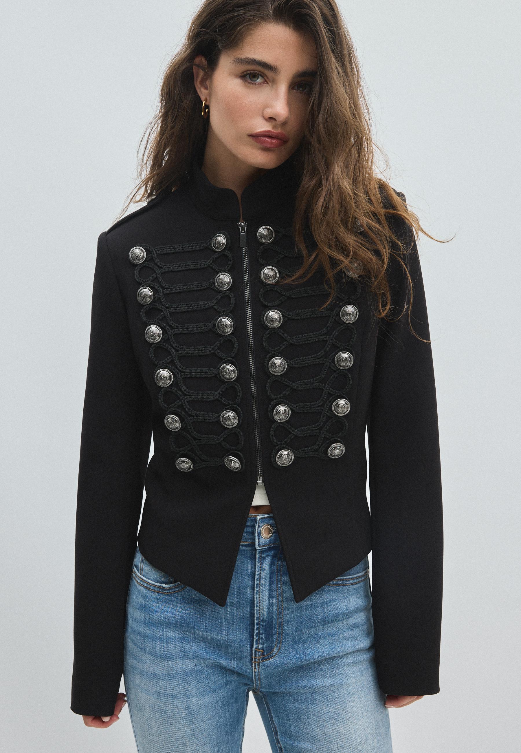 Fitted blazer with metal buttons — Black