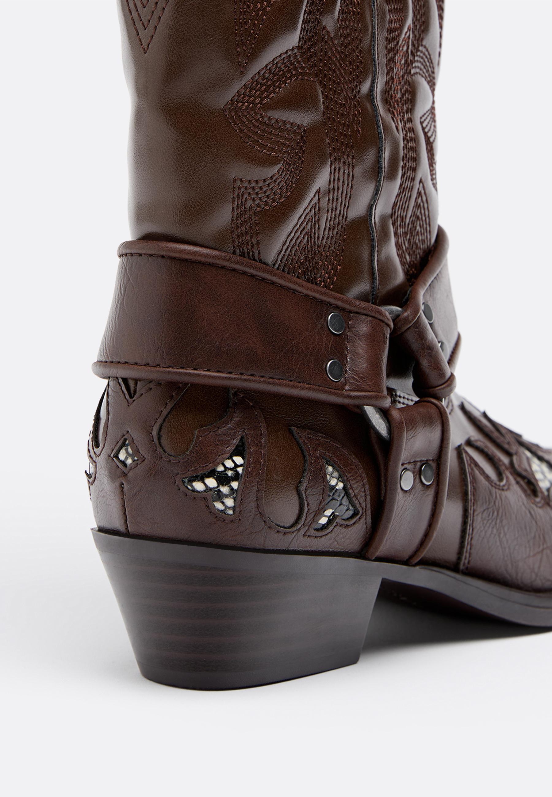 Cowboy boots with animal print detail — BROWN