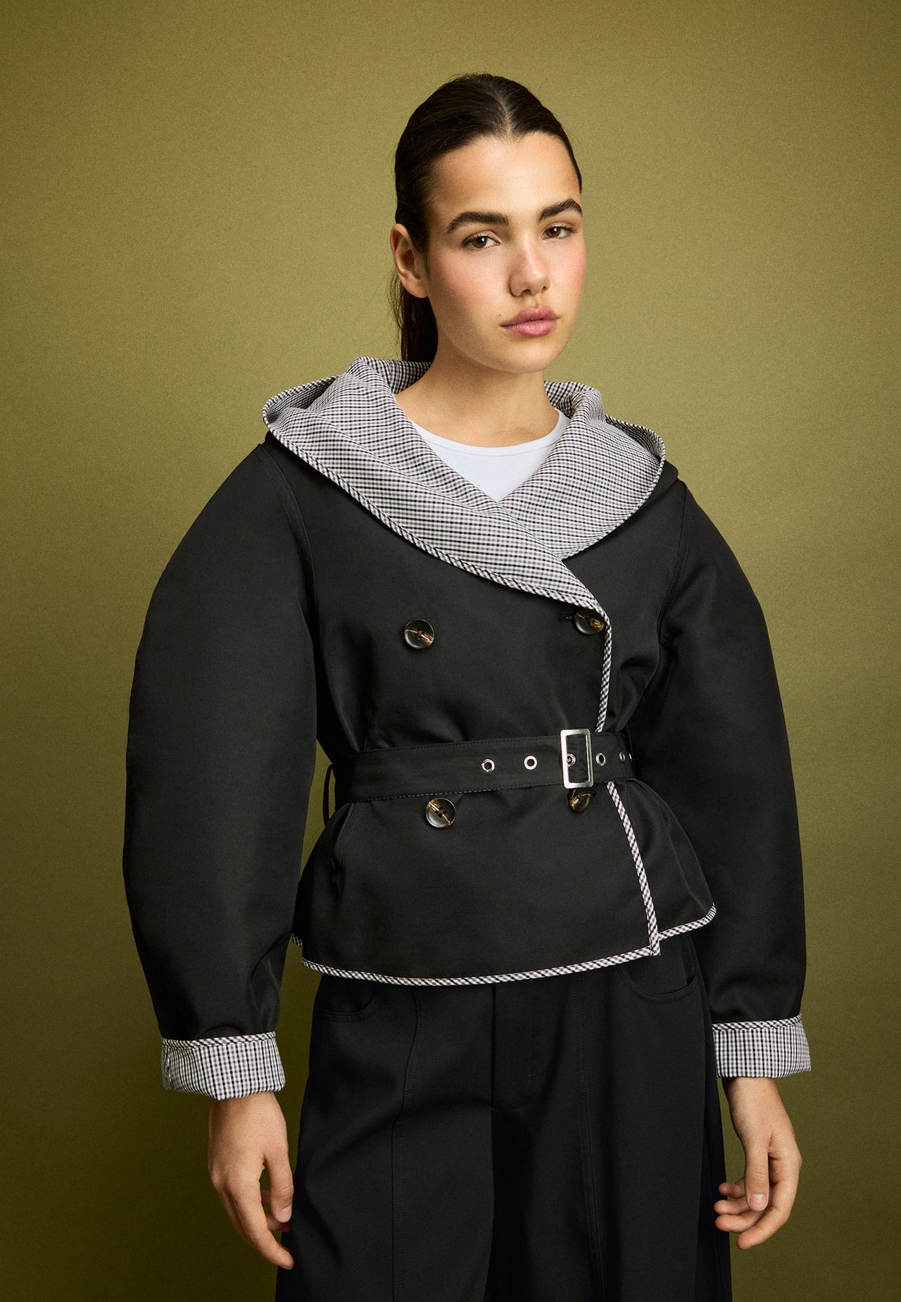 Short reversible check trench coat — Black