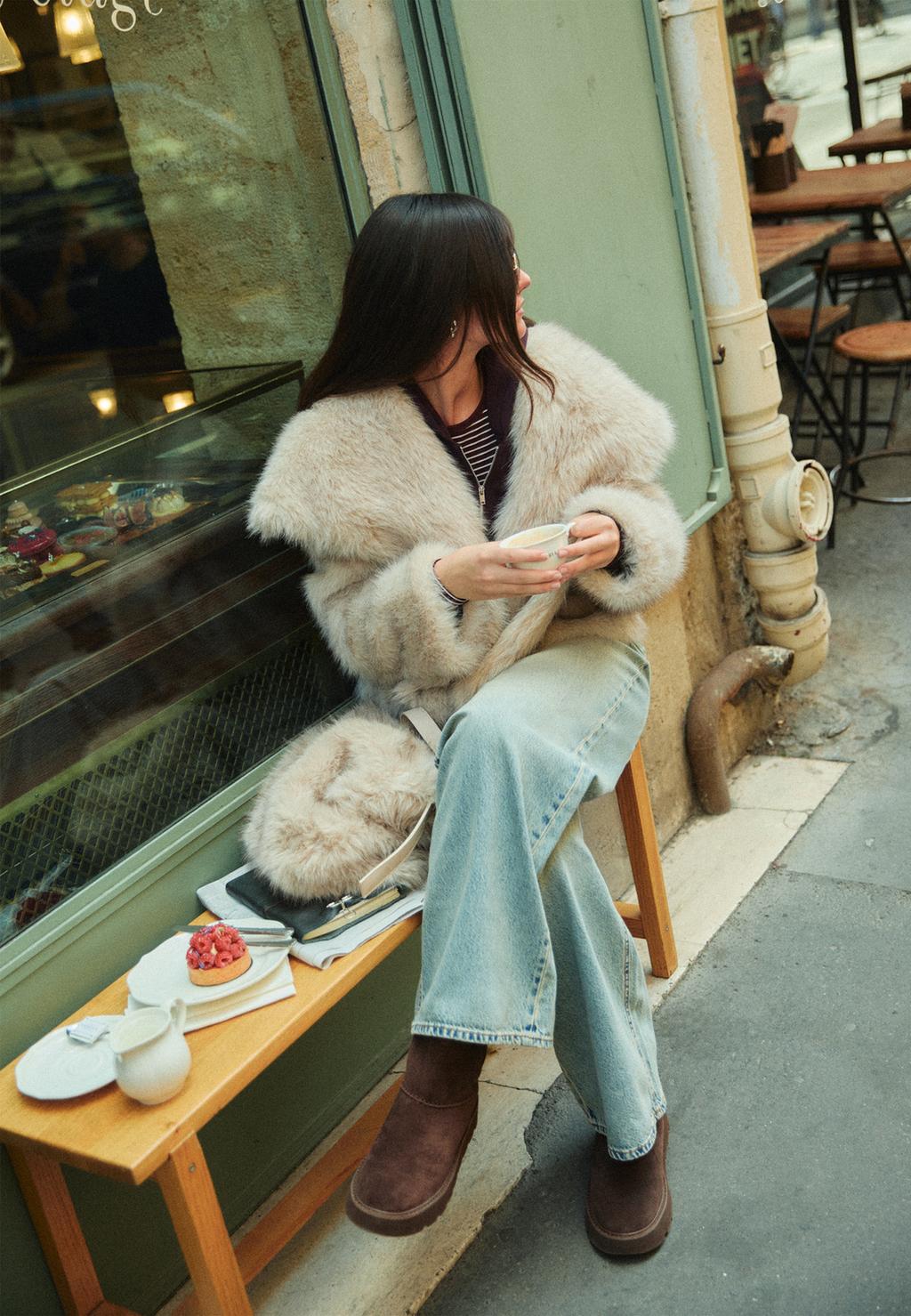 Cropped faux fur jacket