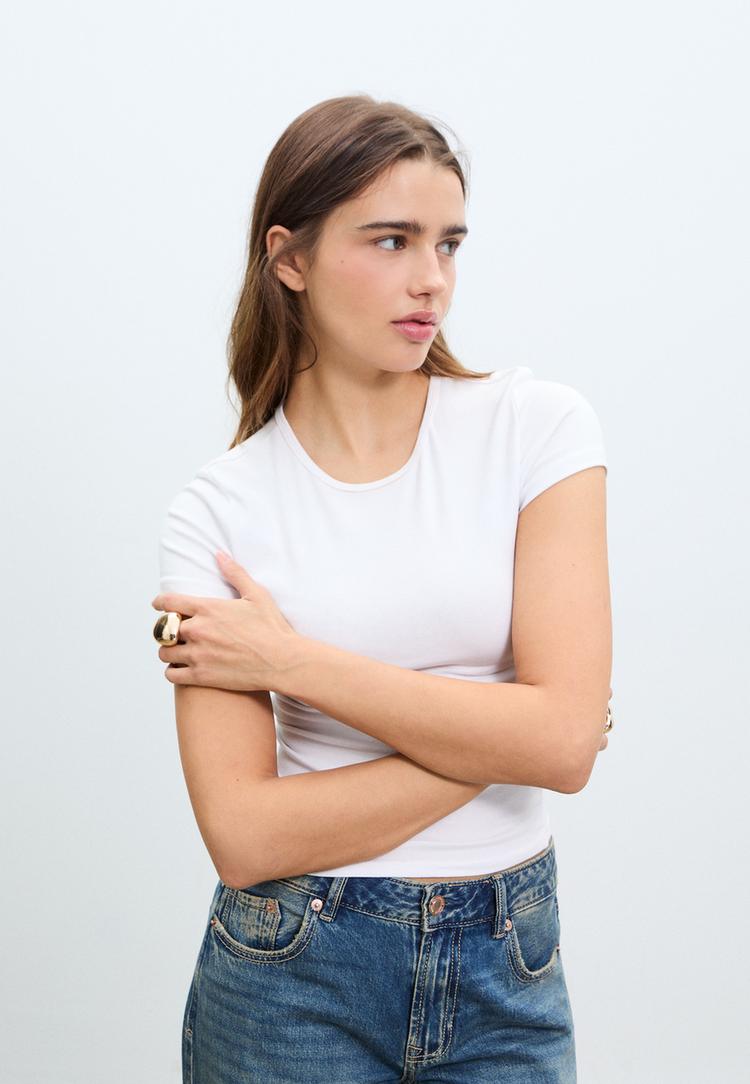 basic-slim-fit-t-shirt
