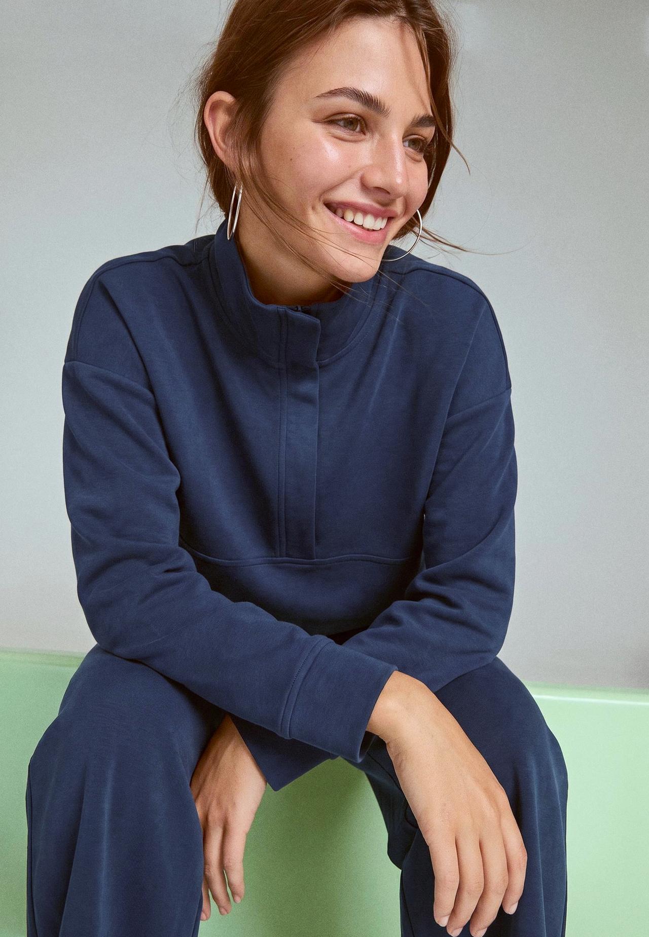 Soft-touch sweatshirt with zip — Dark blue