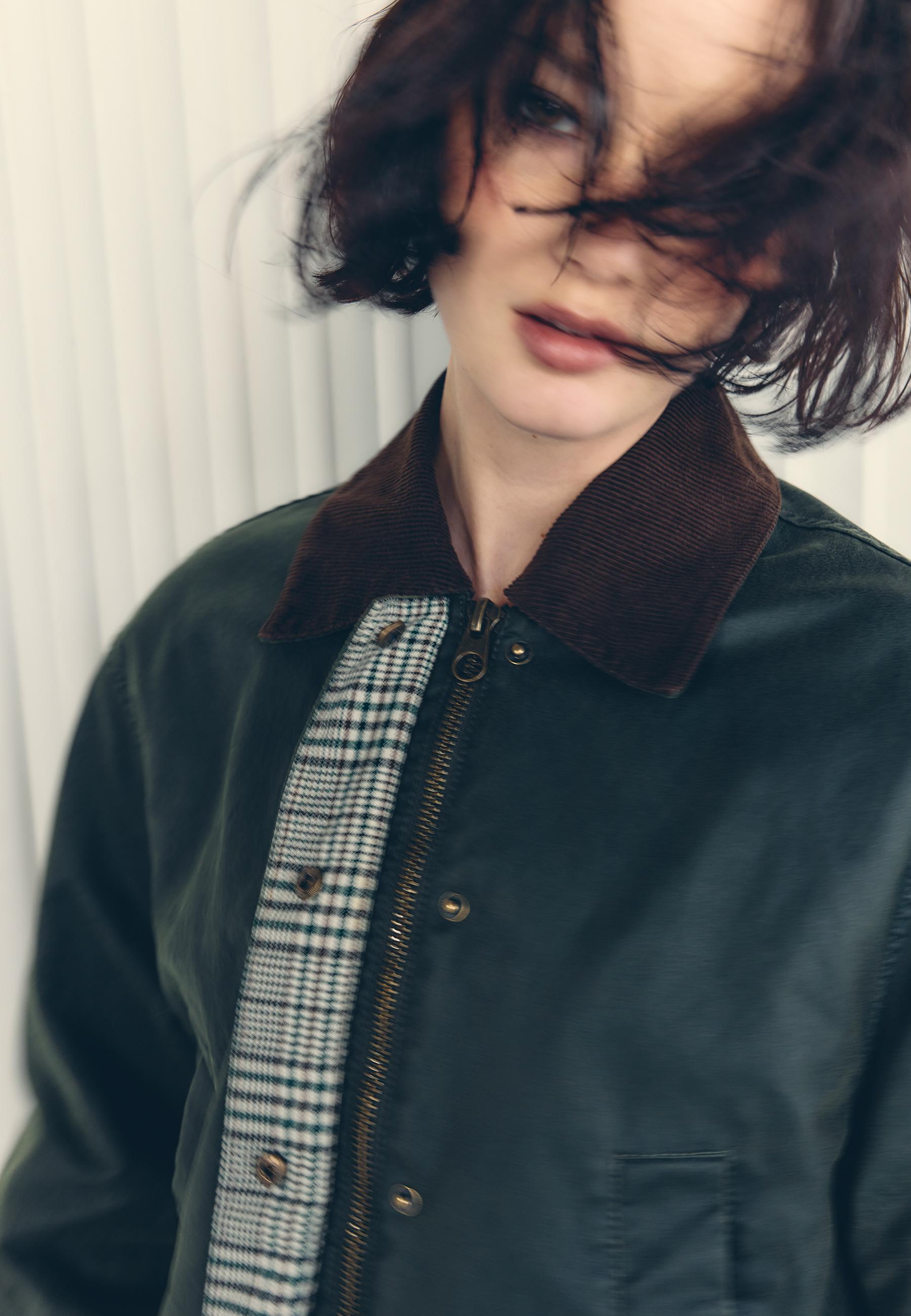 Waxed parka with multiple pockets — Khaki