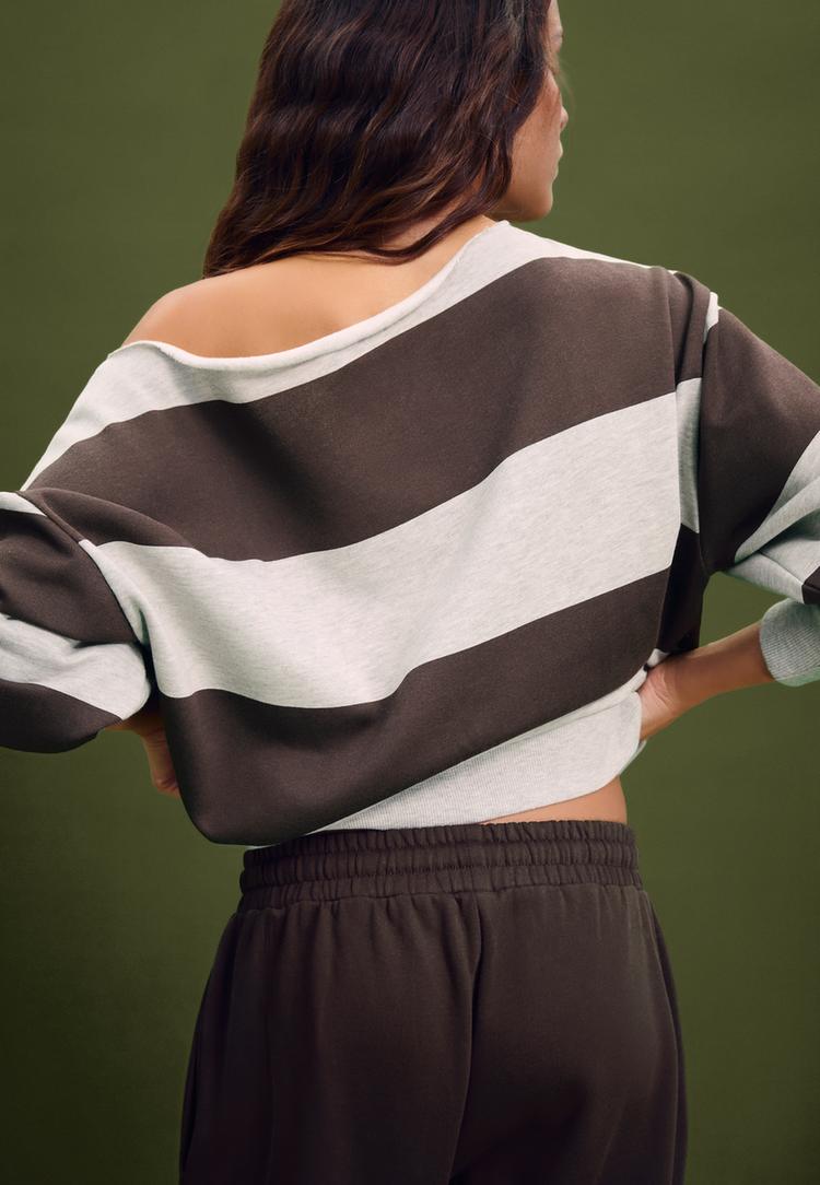 temel cizgili ack omuzlu sweatshirt