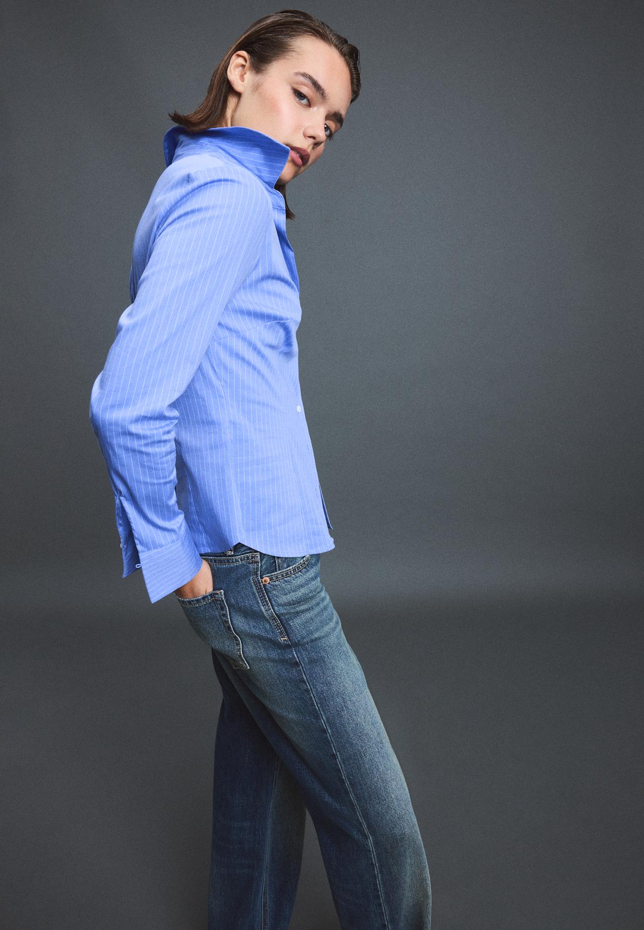 Fitted basic shirt — Denim blue
