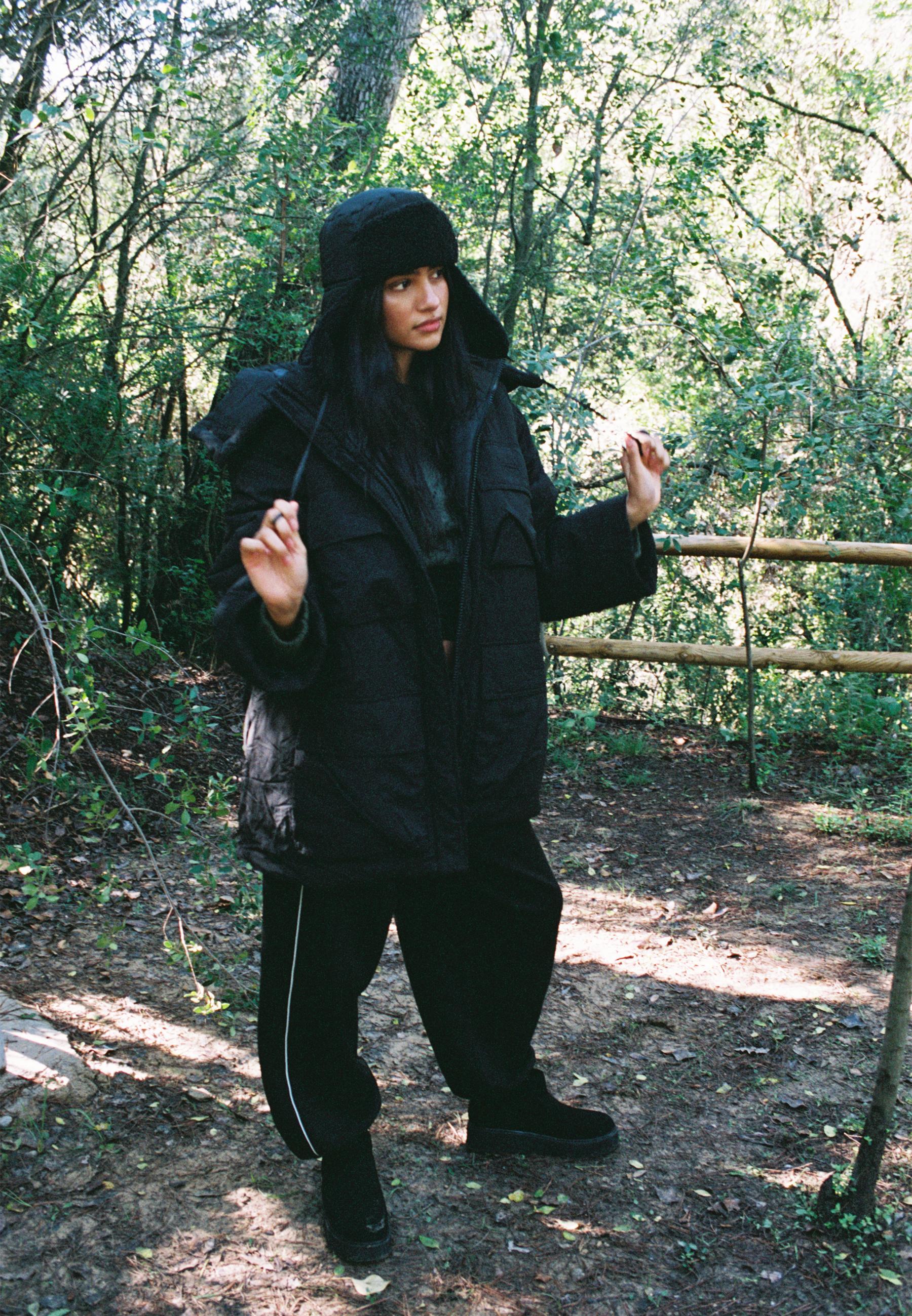 Piping jogger trousers — Black