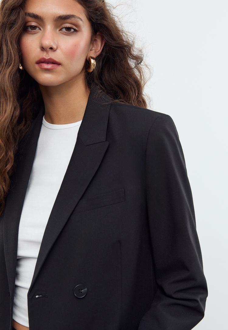 double breasted buttoned blazer