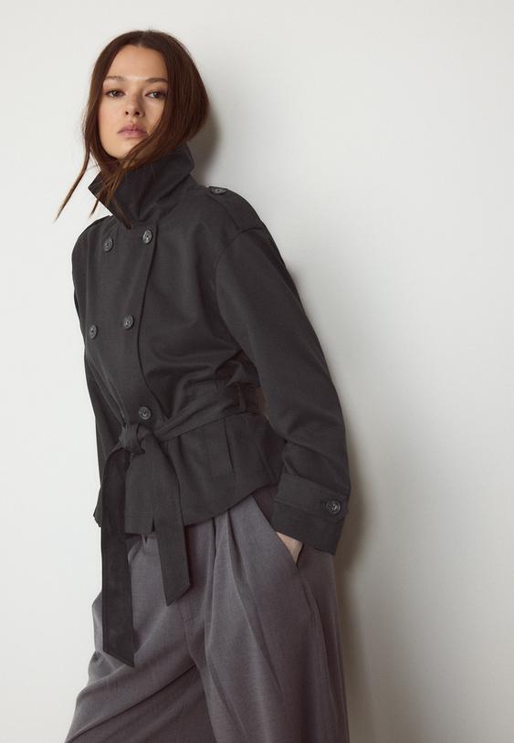 trench curta fluida cinto