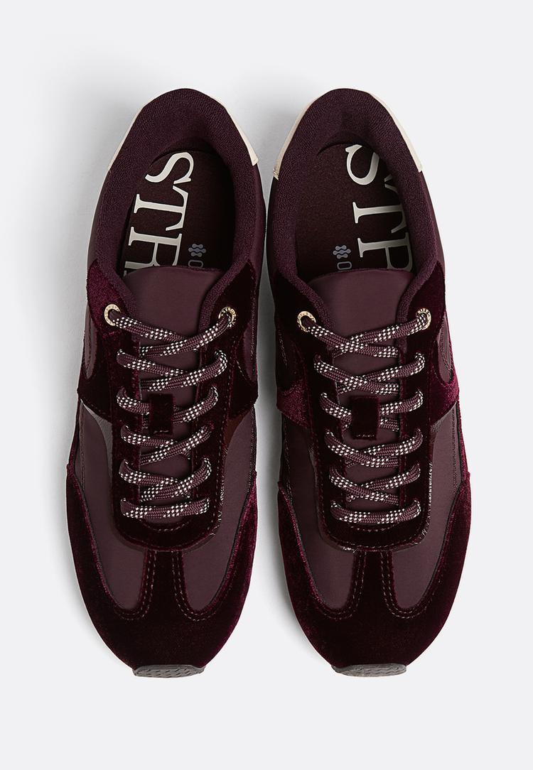 zapatillas deportivas suelo fino