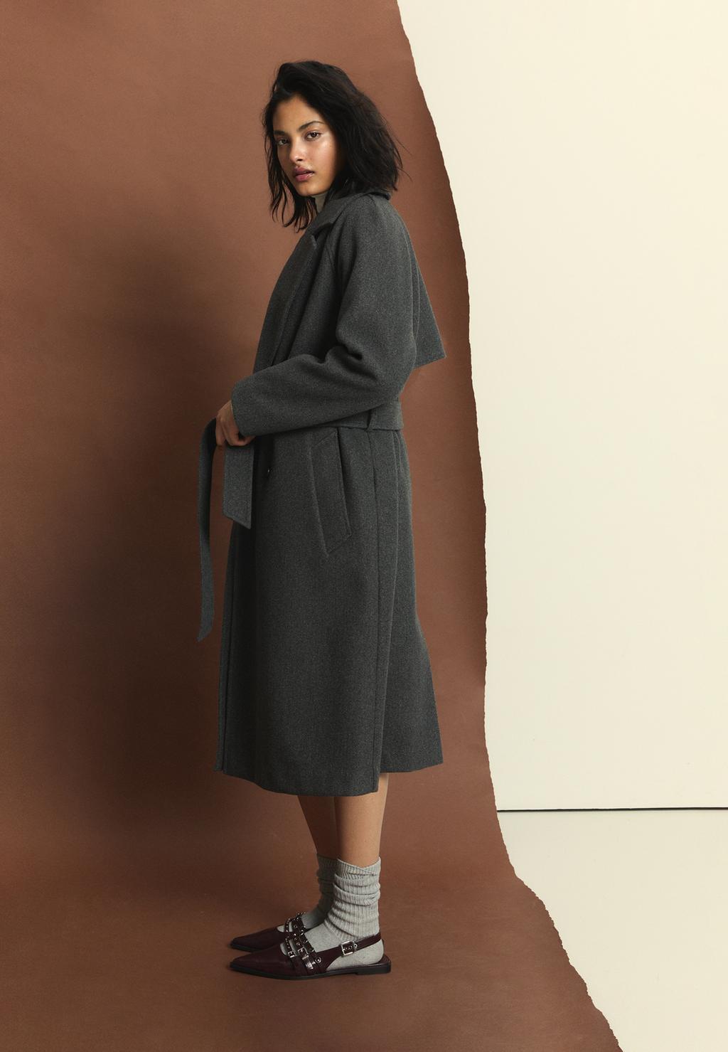 Abrigo trench tacto suave