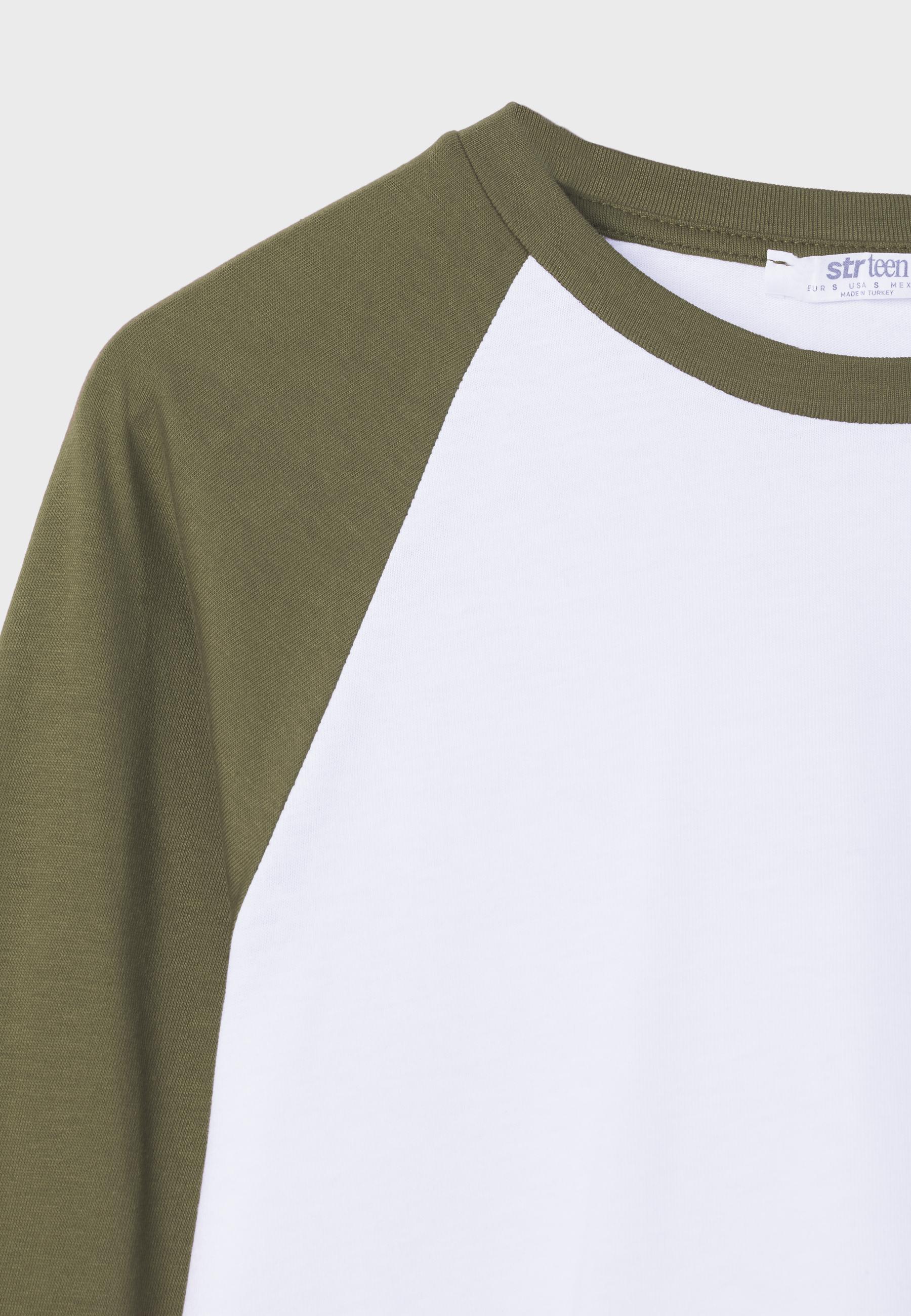Baseball-style long sleeve T-shirt — Khaki