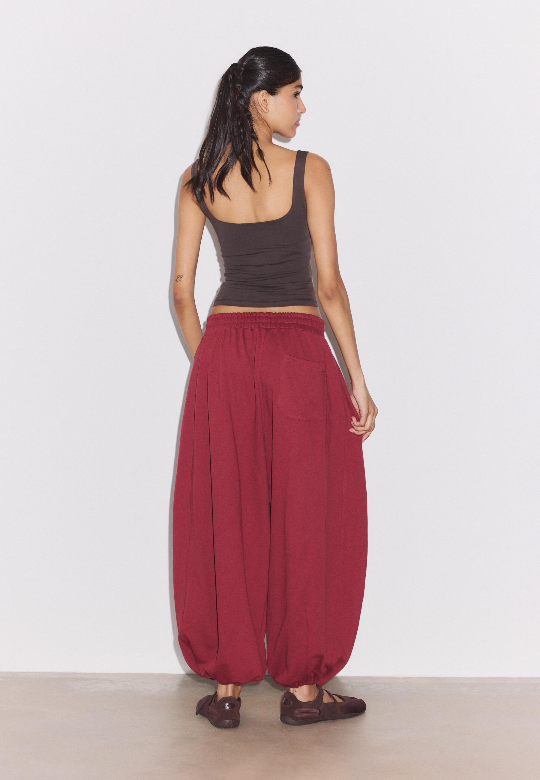 Balloon jogger trousers with toggles — Dark red