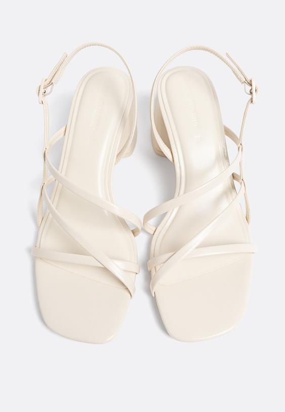 sandales a talon large avec brides