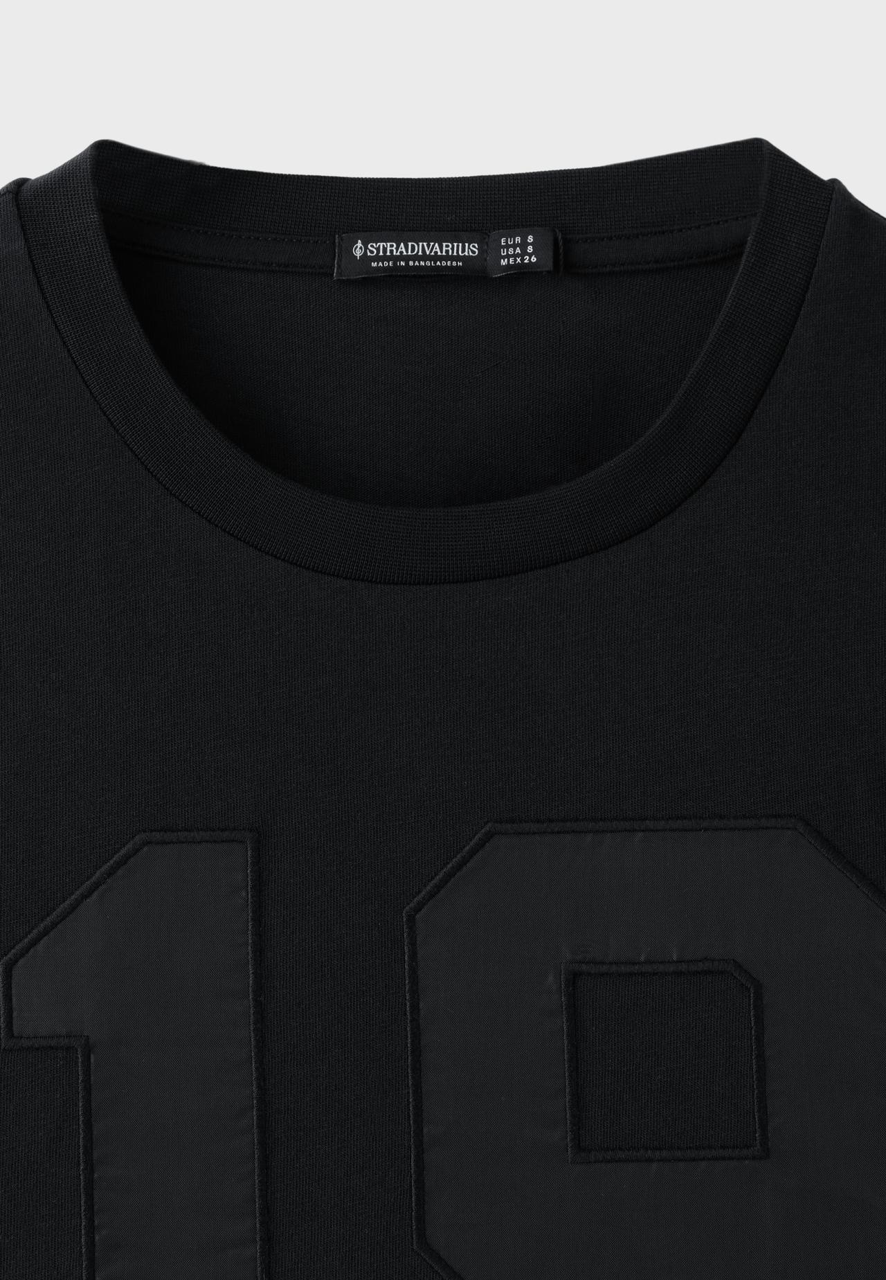 Embroidered T-shirt — Black