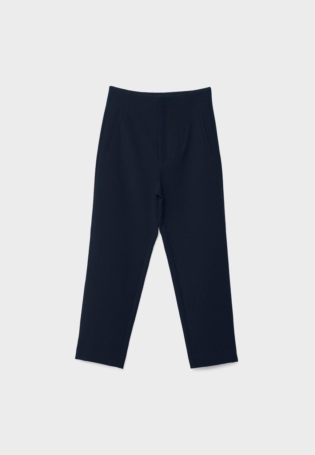 Smart trousers with darts