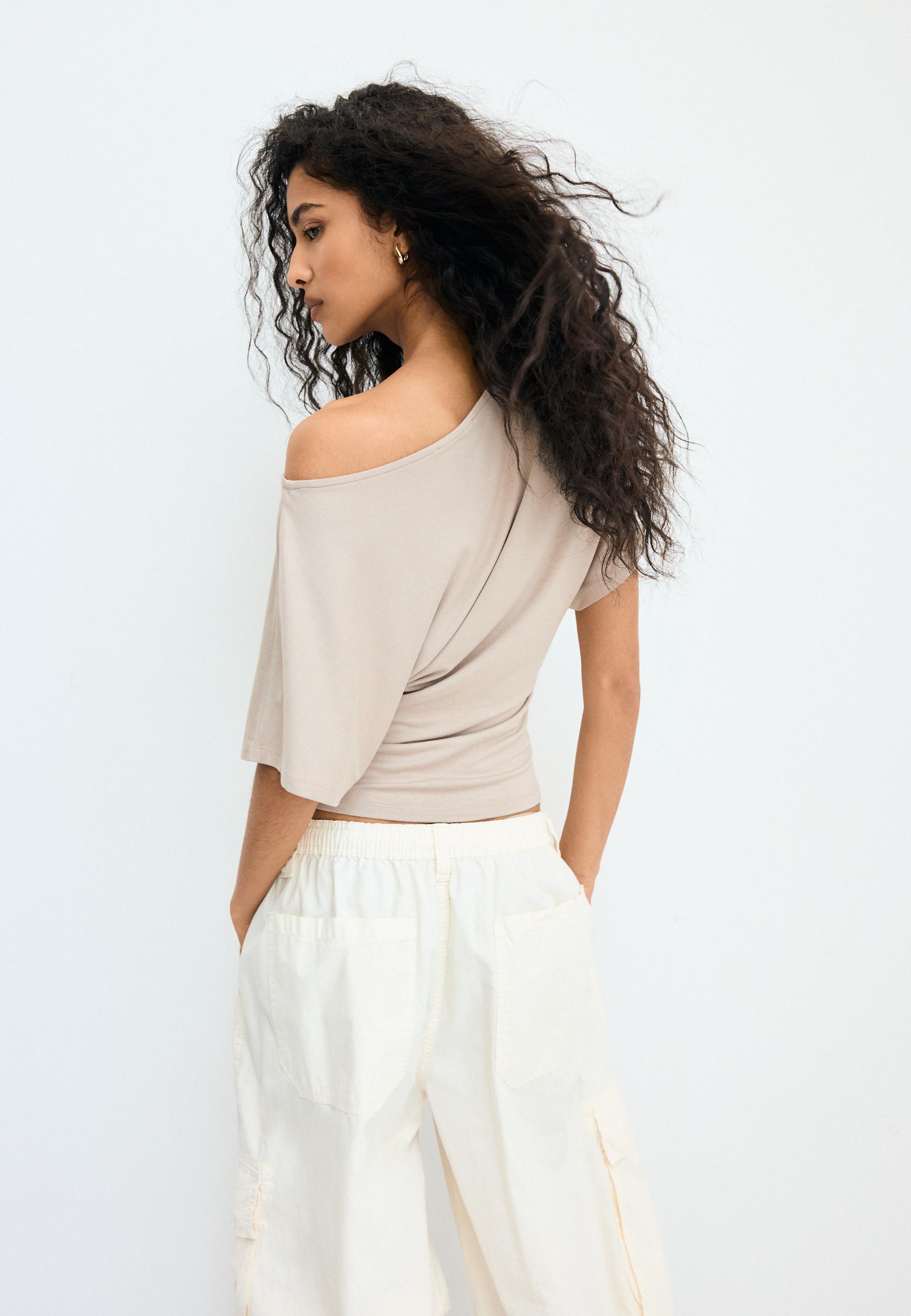 Short sleeve boat neck T-shirt — Brown