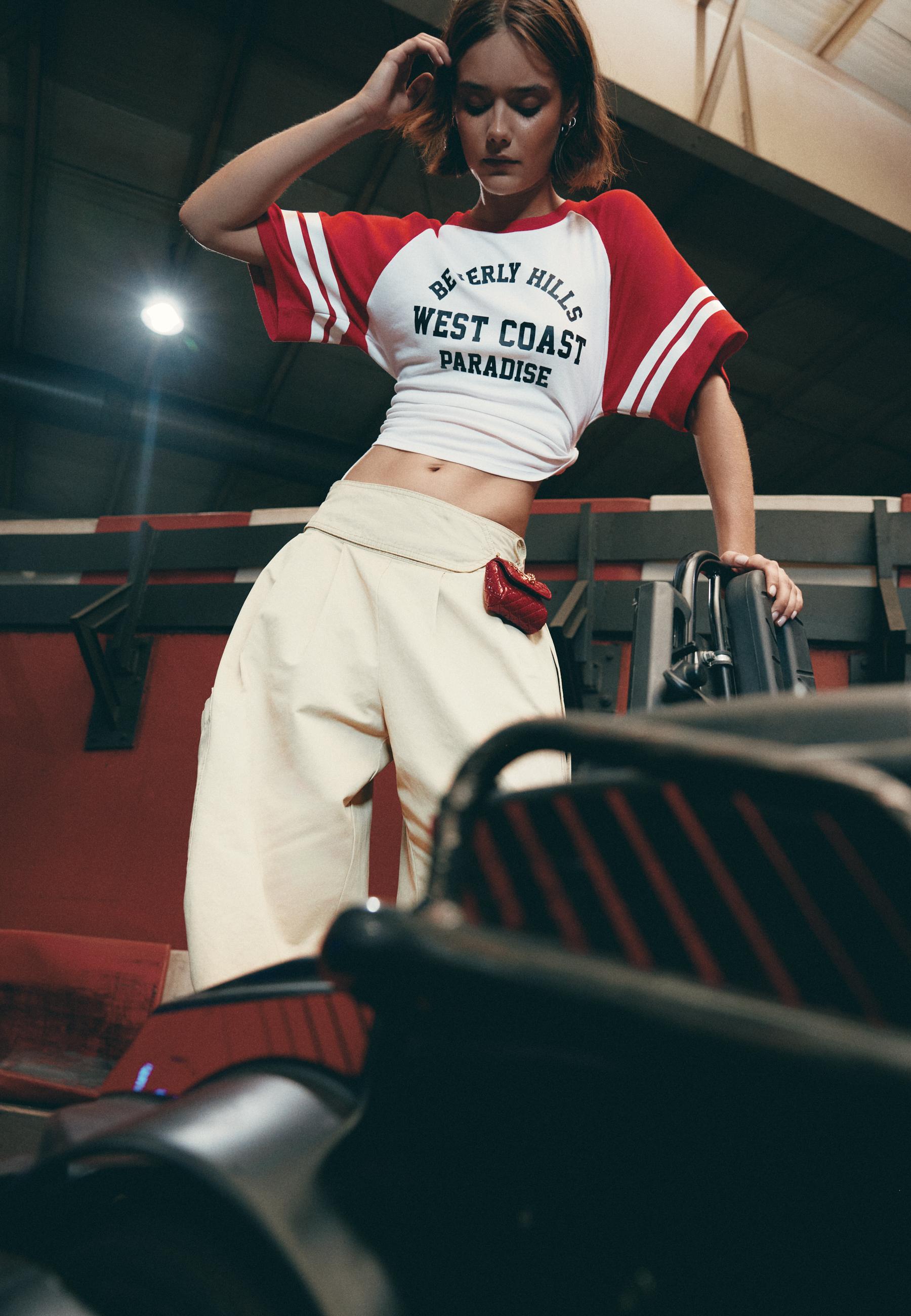 Raglan T-shirt with graphic print — Red