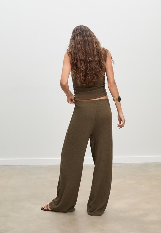 Stradivarius Straight-Leg Creased-Effect Trousers Khaki Xl