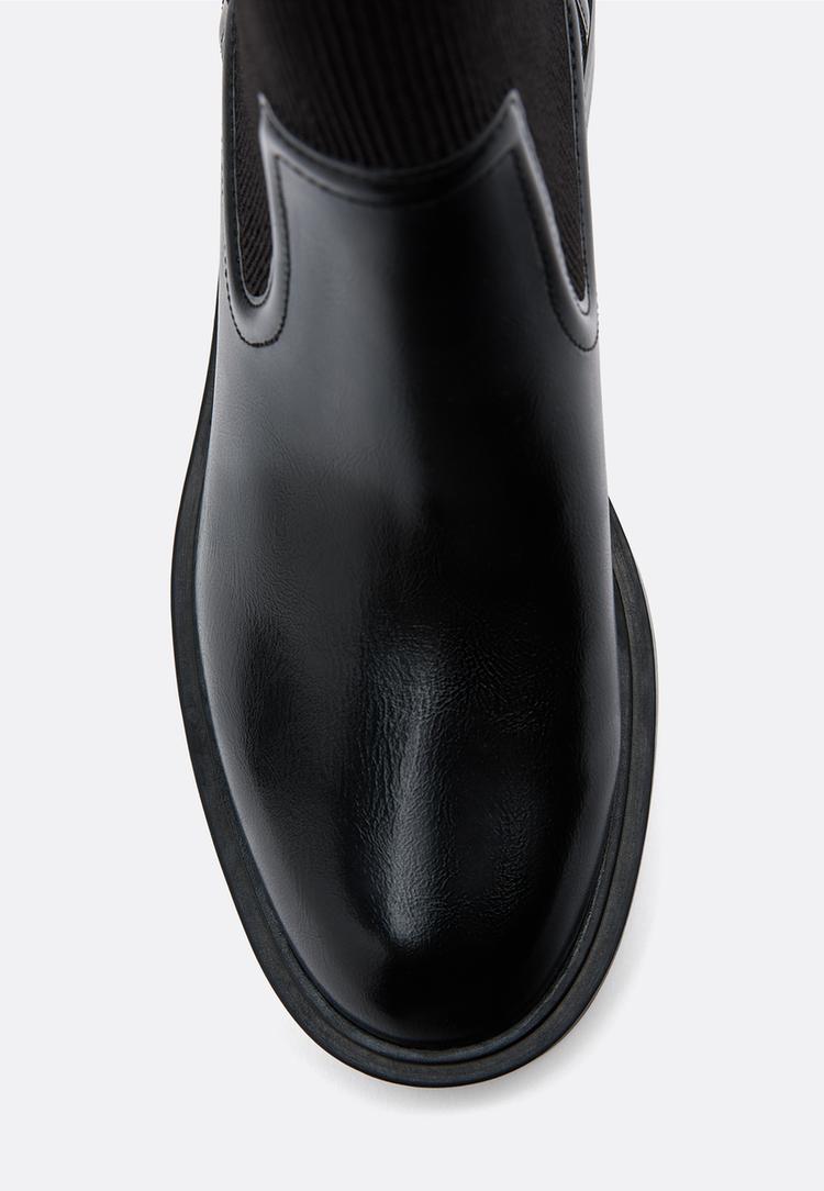 botines planos chelsea