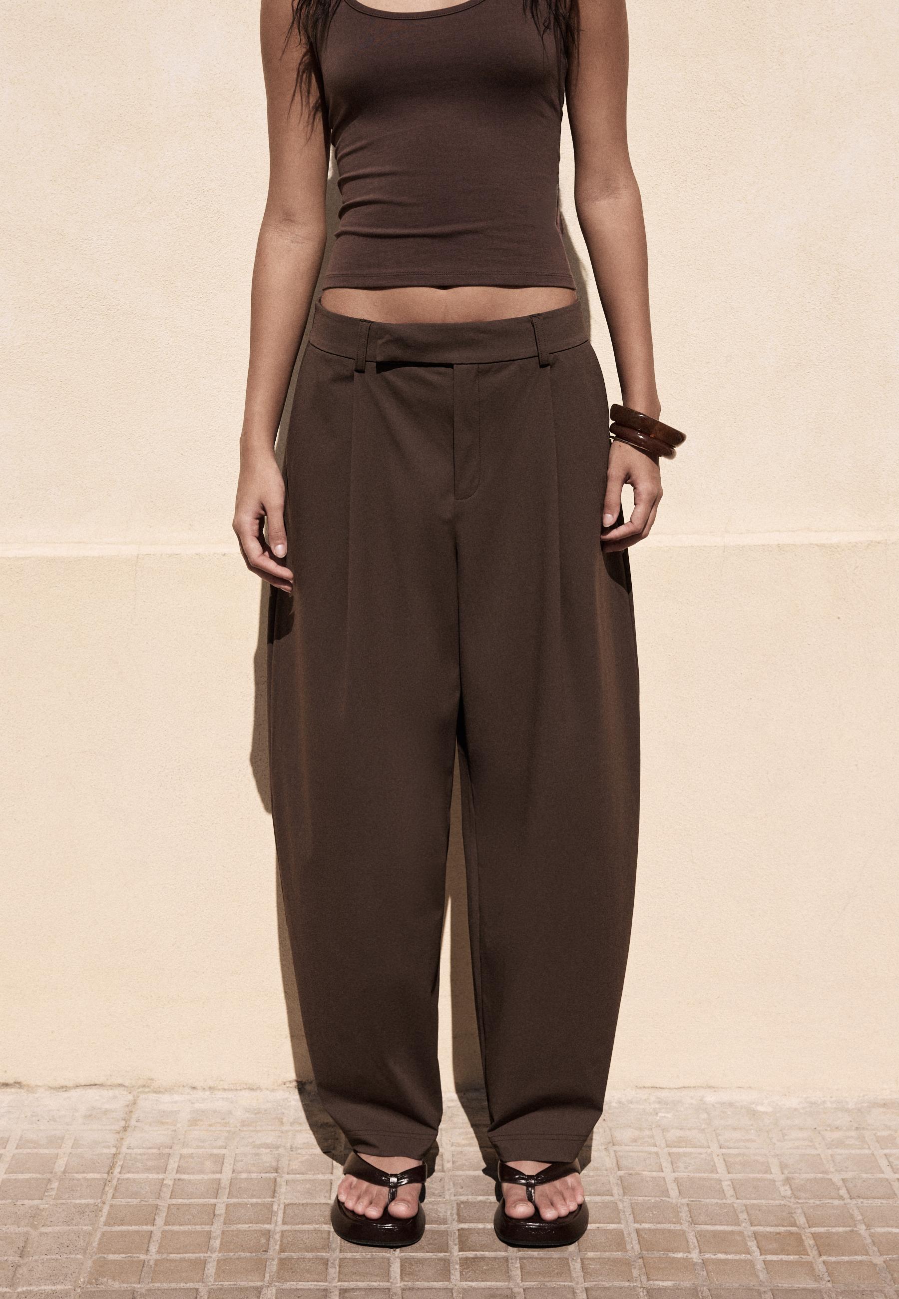 Dressy darted trousers — Brown