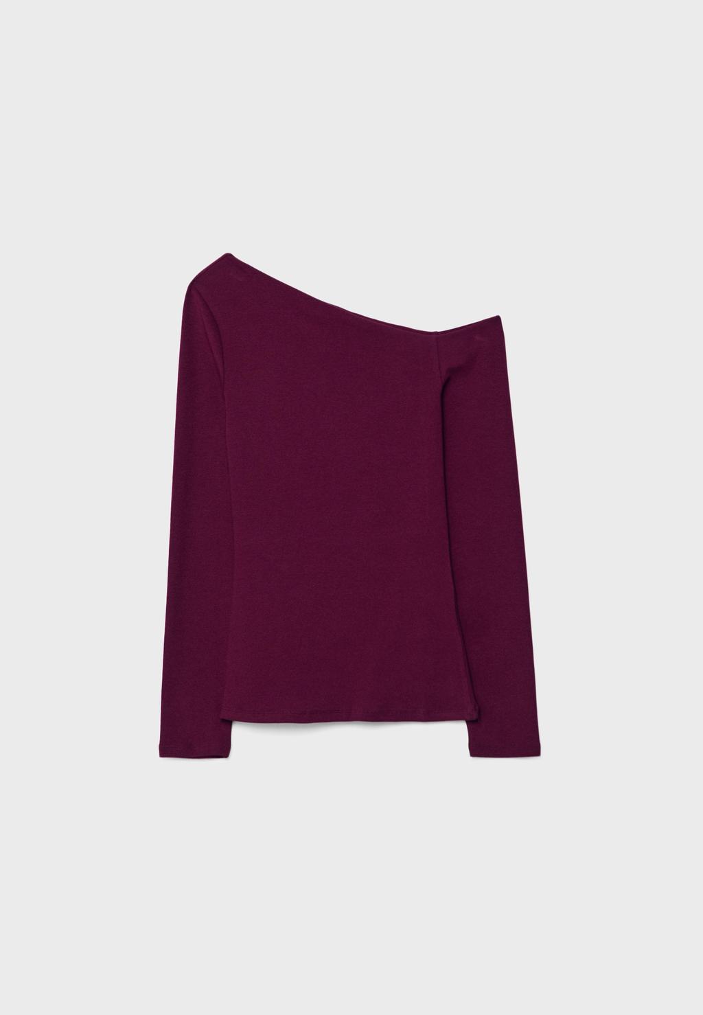 Shirt mit asymmetrischem Ausschnitt