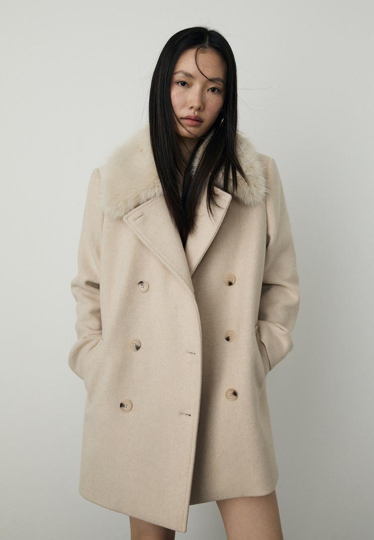 casaco gola com efeito de