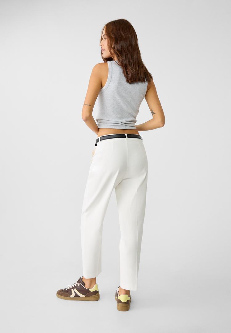 stoffhose-mit-gurtel