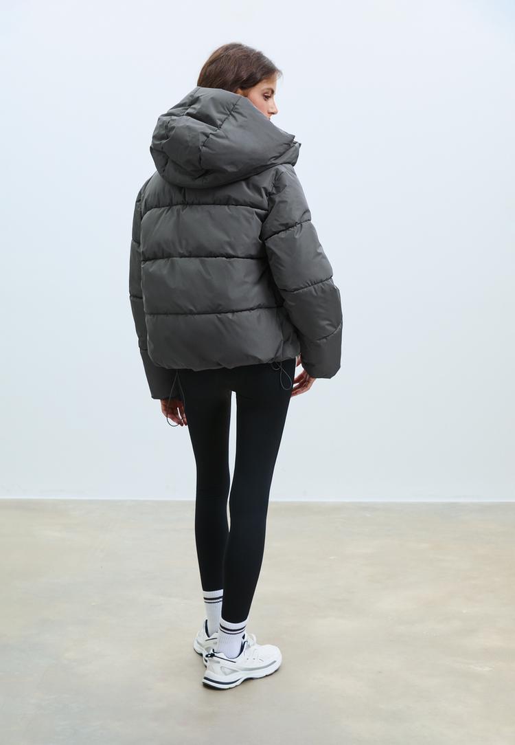 basic hooded puffer jacket