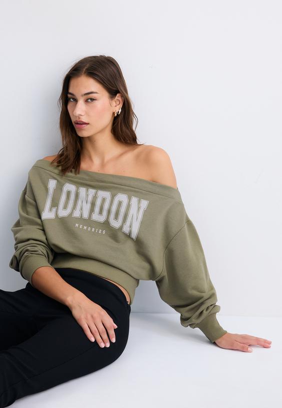 sweat court a encolure bateau